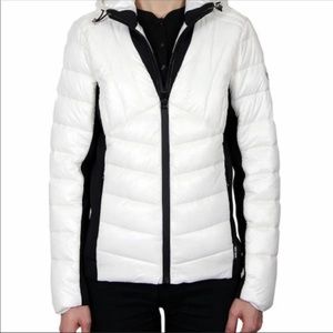 Body glove White &black Hooded Puffer Jacket